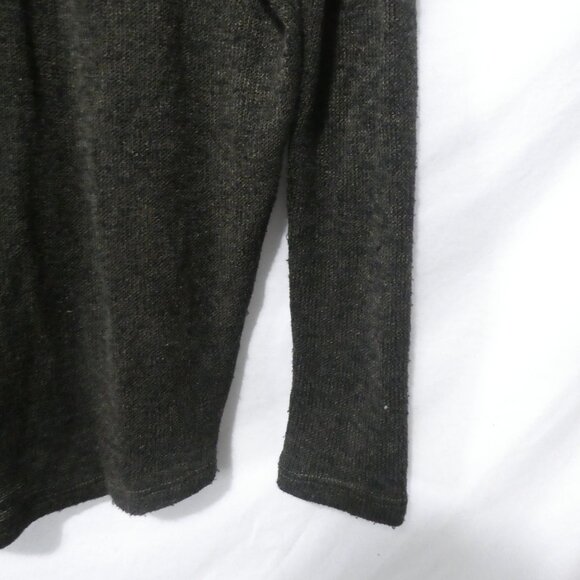 JOLIE USA | 24 pit to pit measured | Lightweight Olive Green V-Neck Sweater - Picture 14 of 14